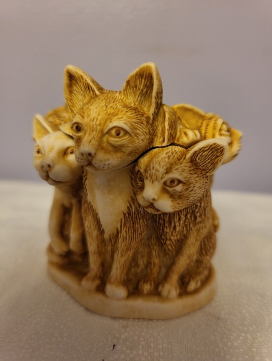 Harmony Kingdom Other - Harmony Kingdom 2.25 Inch 4 Cats Trinlet Holder Figurine